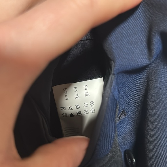 Hugo Boss wool/mohair Blue double breasted slim fit suit size 36R - Picture 4 of 7